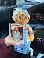 Muñeca de ganchillo personalizada a partir de tu foto con marco de fotos acrílico