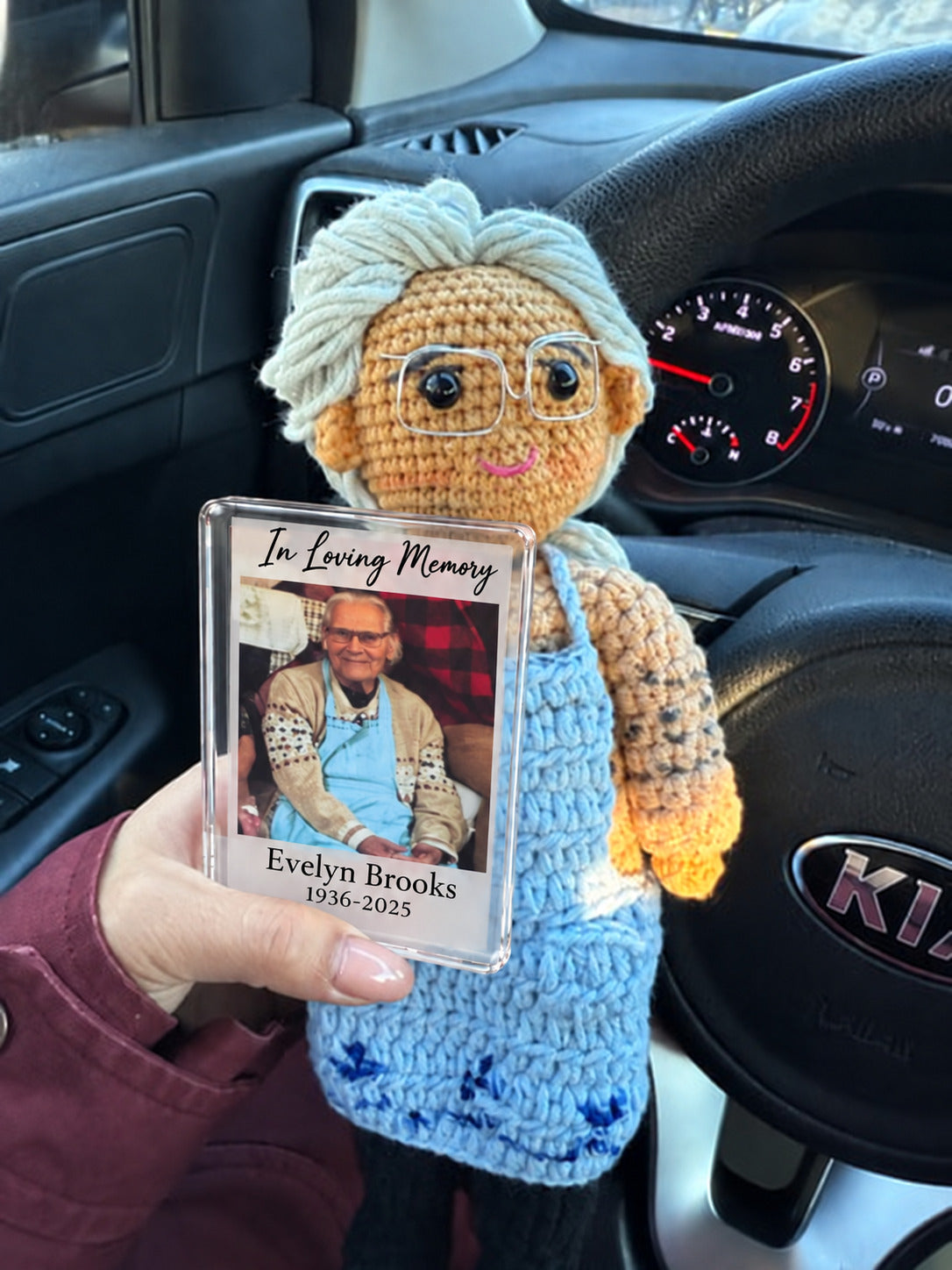 Muñeca de ganchillo personalizada a partir de tu foto con marco de fotos acrílico